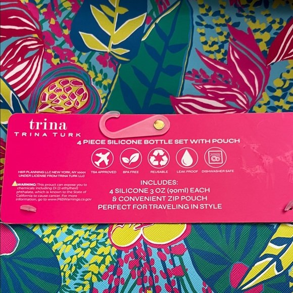 NWT Trina Turk Multicolor Packing Cube Set 2 Pieces and air travel 6 pieces - Picture 8 of 8